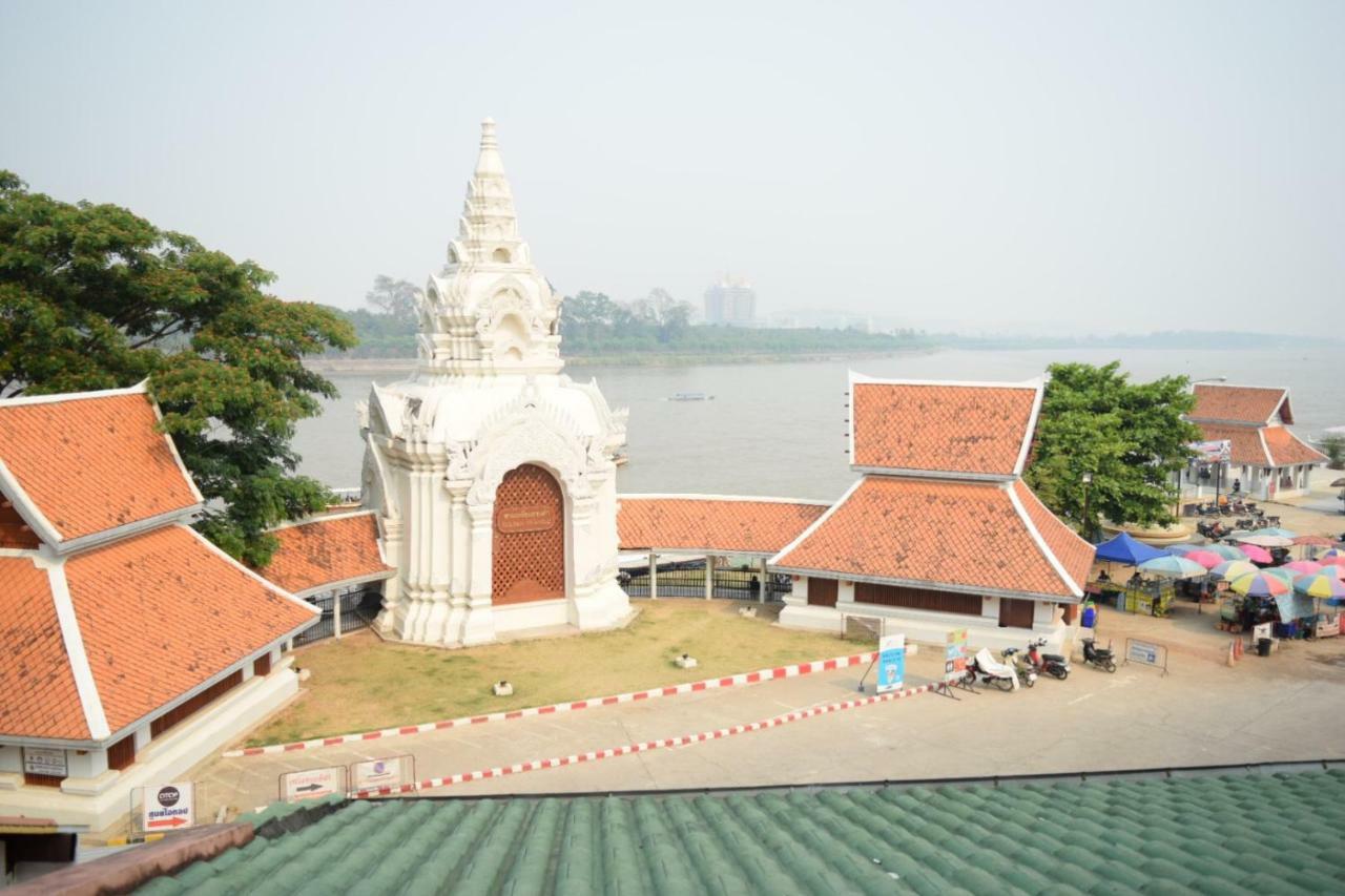 Buakham Rim Khong บัวคำริมโขง Hotel Chiang Saen Buitenkant foto