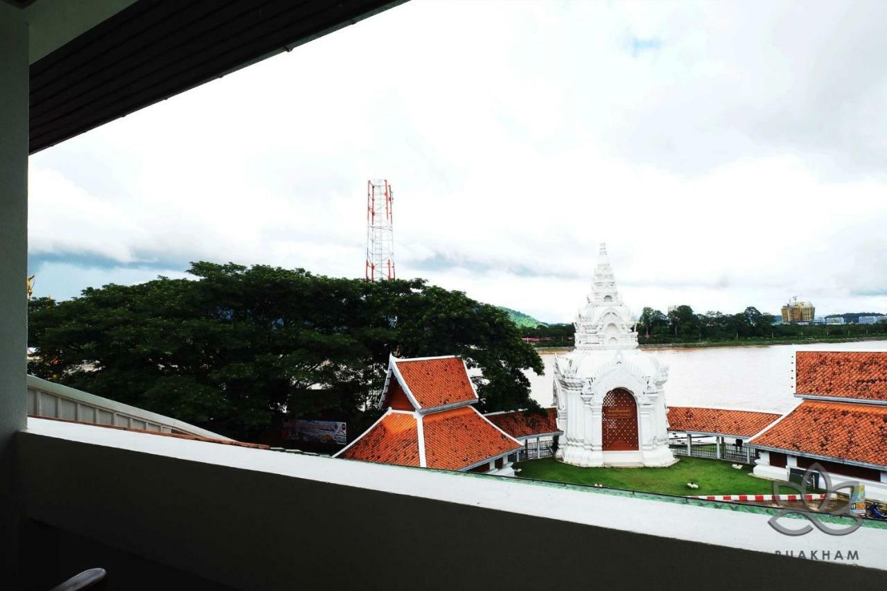 Buakham Rim Khong บัวคำริมโขง Hotel Chiang Saen Buitenkant foto